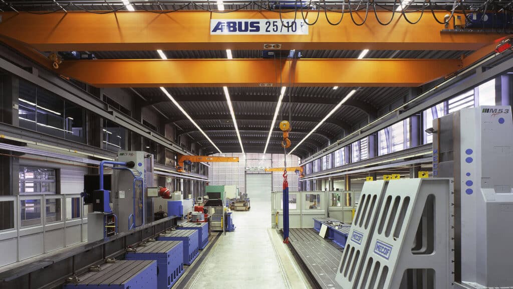 Innenansicht der Produktionshalle der Grunewald GmbH & Co. KG in Bocholt